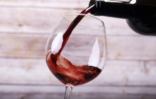 Con lo Yogawine, corpo e spirito all'assaggio del vino