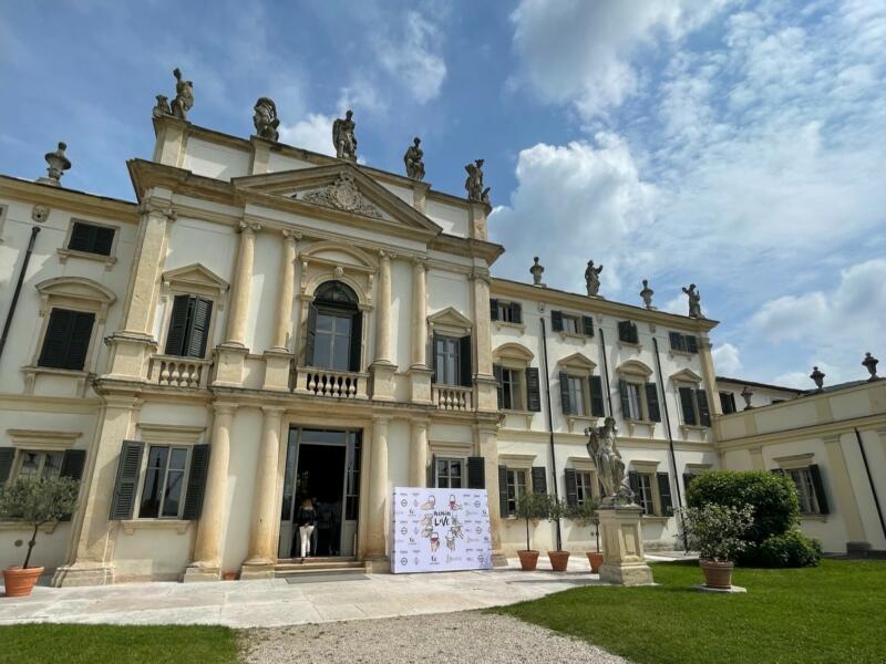 Villa Bertani a Negrar di Valpolicella ospita l’evento Première Live 2024