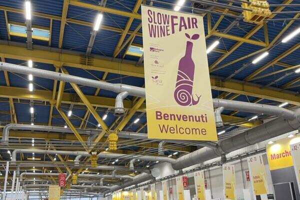 Slow Wine Fair 2025: il vino sostenibile a Bologna Fiere